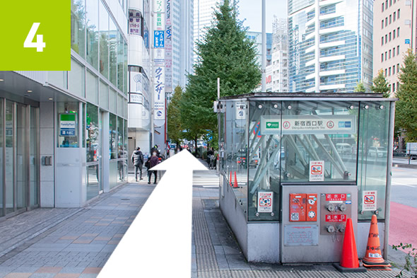 新宿駅からのアクセス4